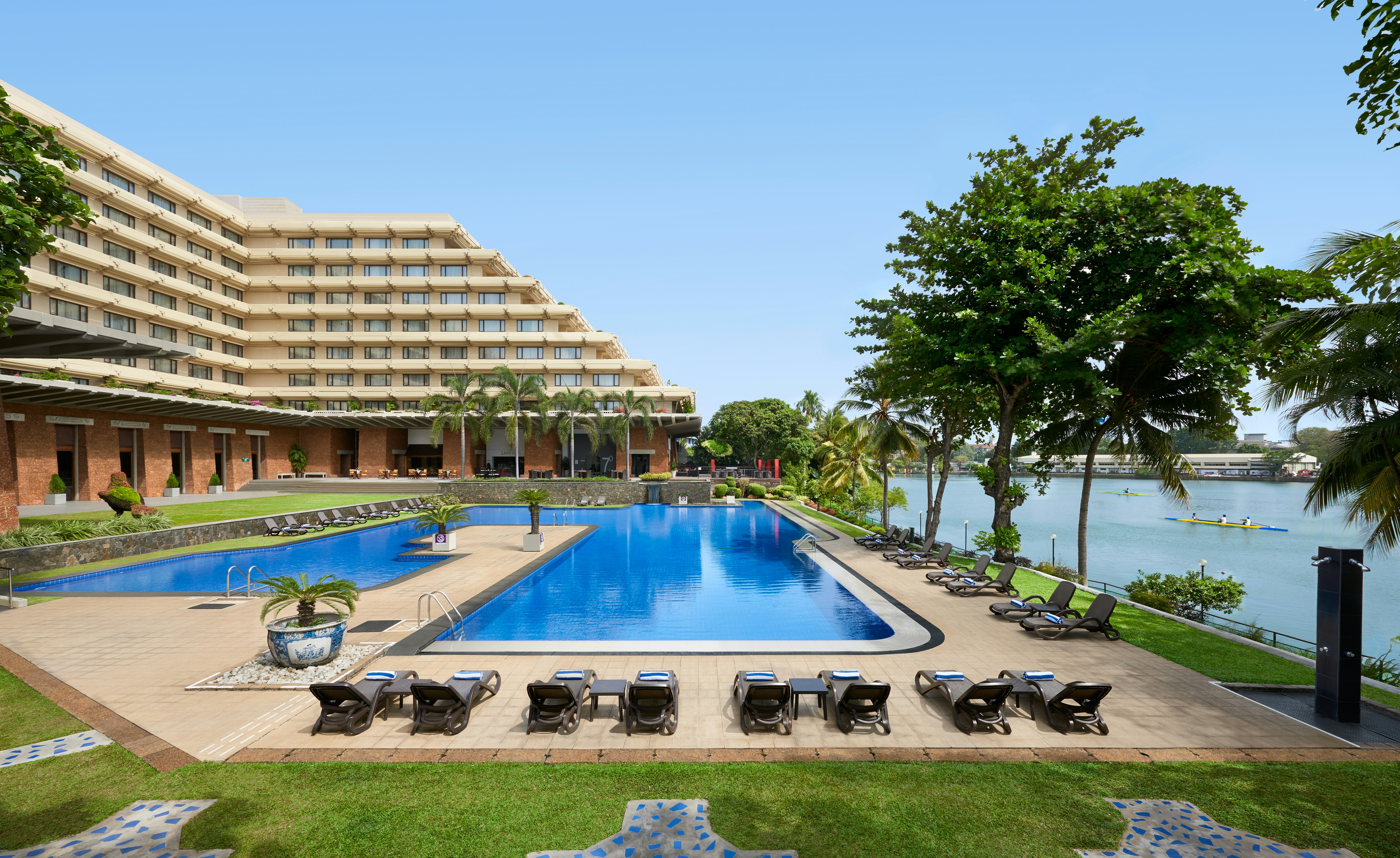 Cinnamon Lakeside Colombo 46/51