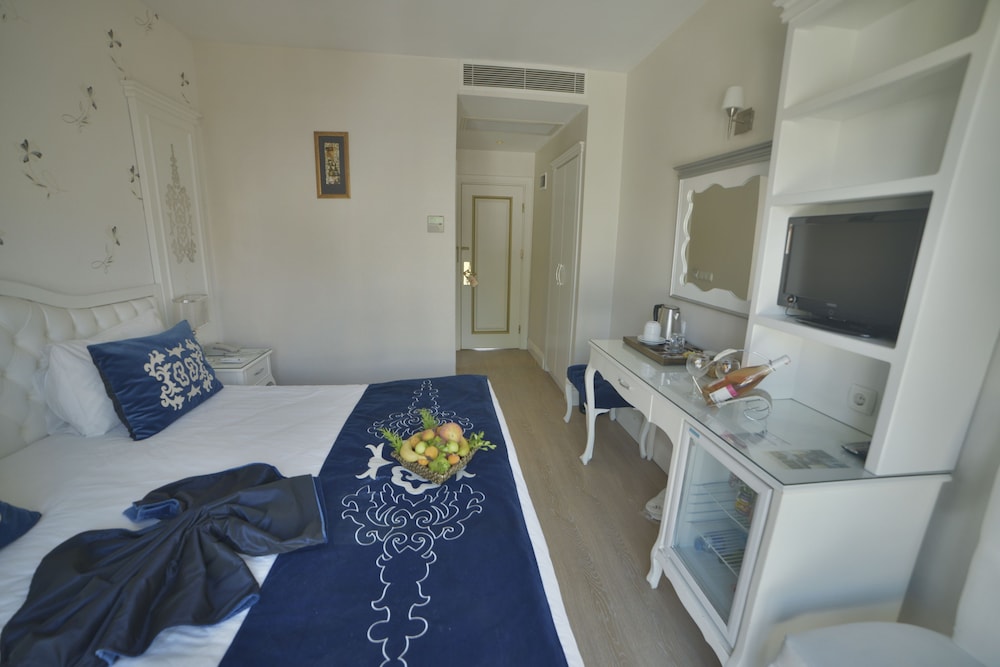 Sarnic Premier Hotel 56/61