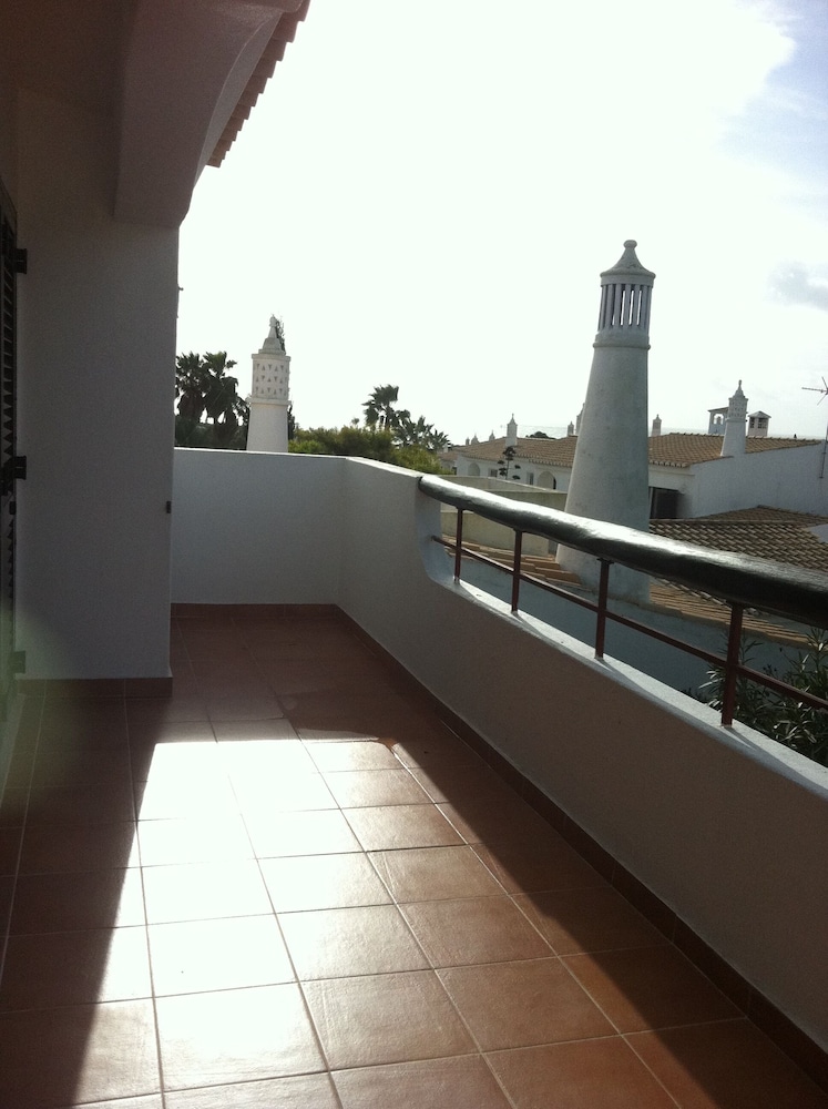 Turiquintas Holiday Village 10/57