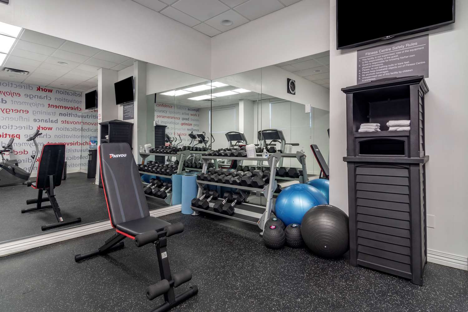 Best Western Plus Vancouver Airport Hotel 24/50
