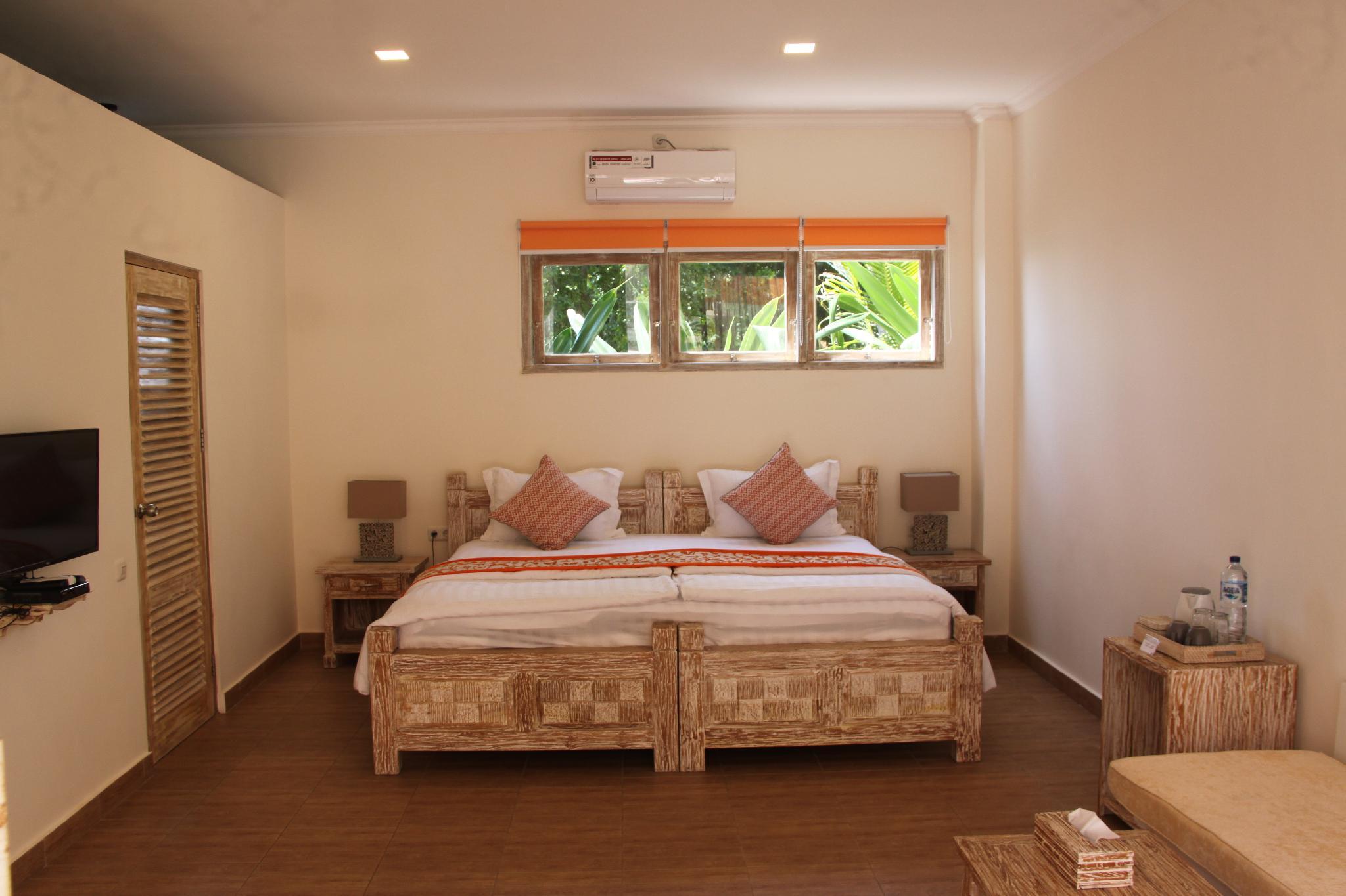 Room, Double or Twin Bed