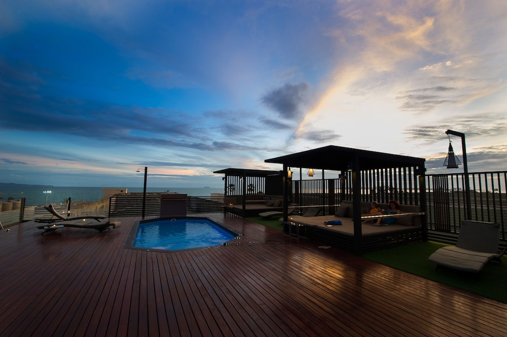 Inn Residence Serviced Suites Pattaya 66/67