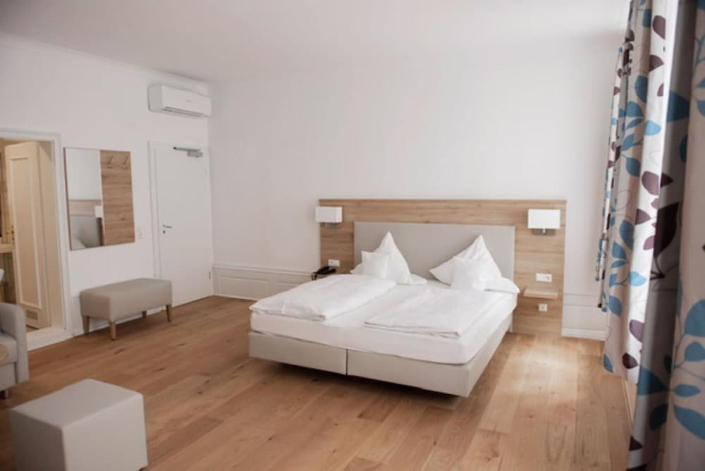 Hotel Perkeo 25/50