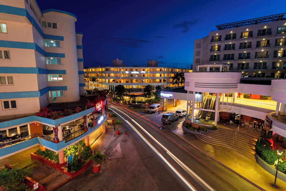 Royal Islander Resort La Plage 5/50