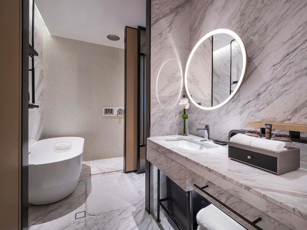 جناح عائلي بسرير مزدوج وسرير فردي، Novotel Shanghai Wanyuan 5/7