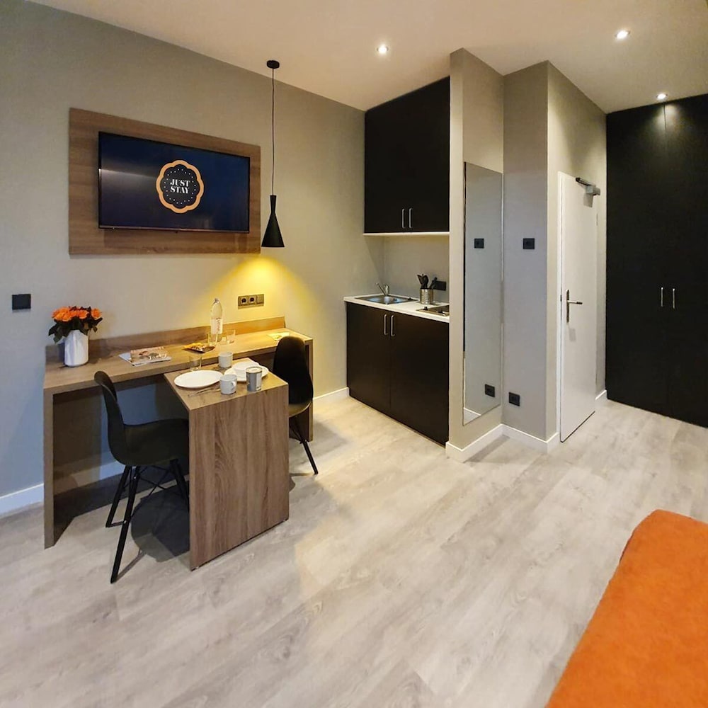 JustStay Solingen 6/50