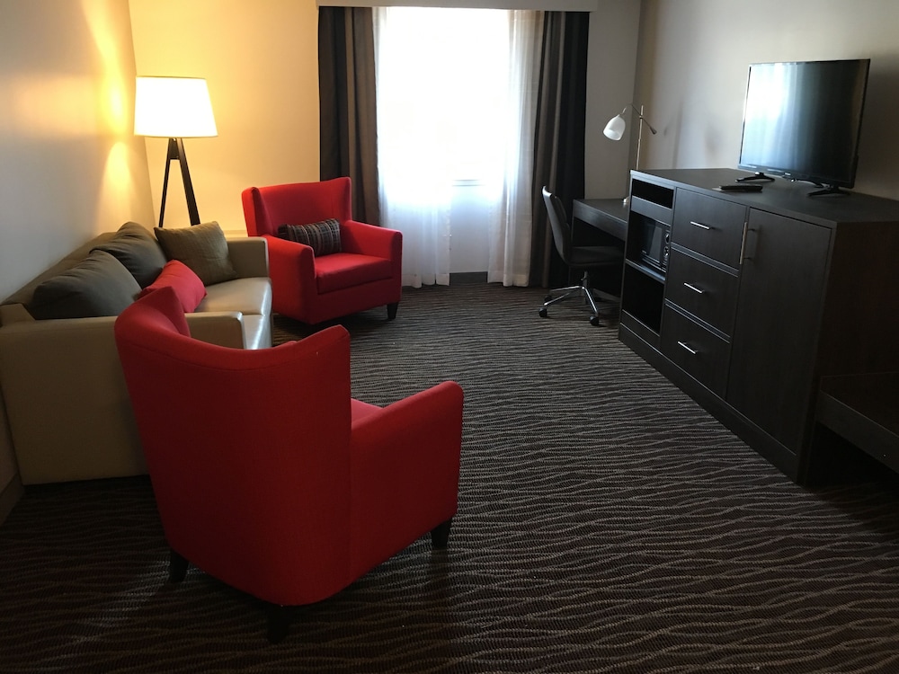 Country Inn & Suites by Radisson, Rochester-Pittsford/Brighton, NY 13/24