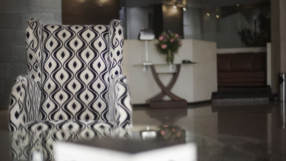Hotel Abastos Plaza 17/68