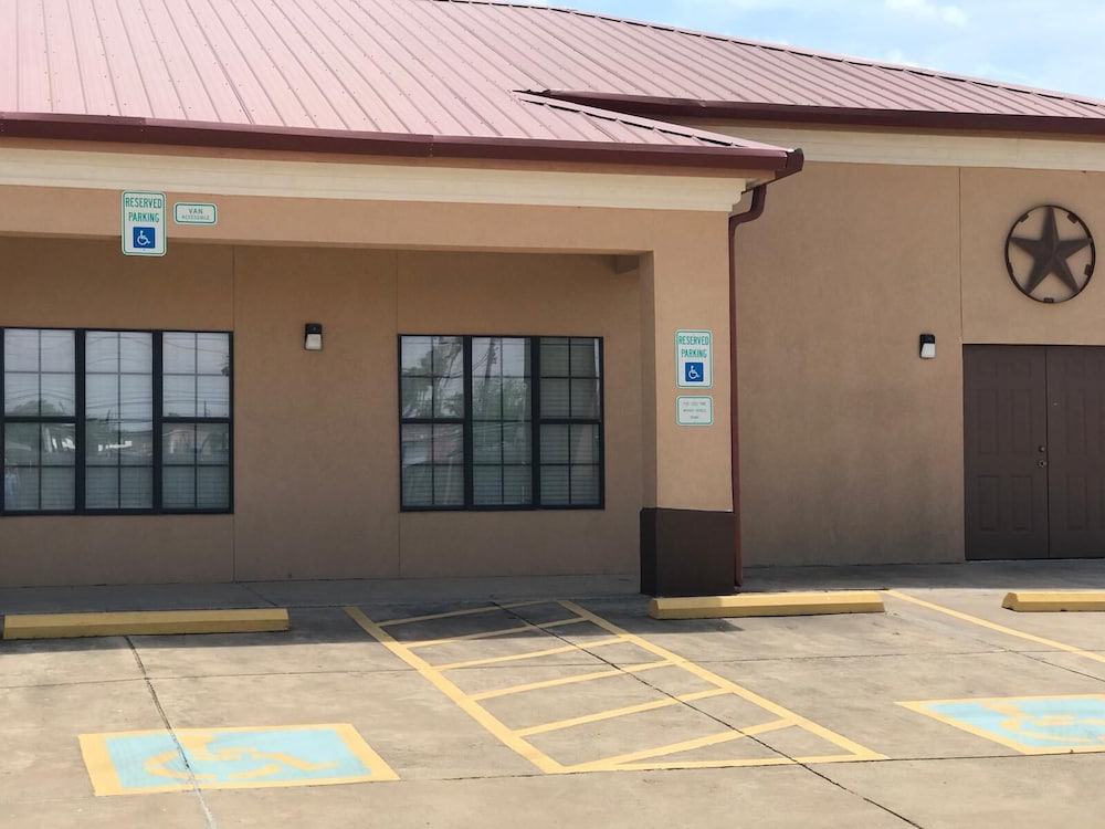 Texas Inn and Suites at La Joya 4/46
