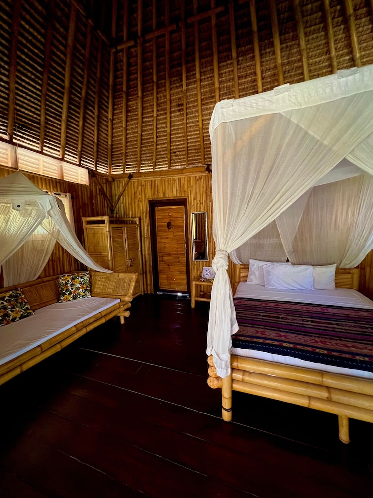 Rinjani Beach Eco Resort 24/69