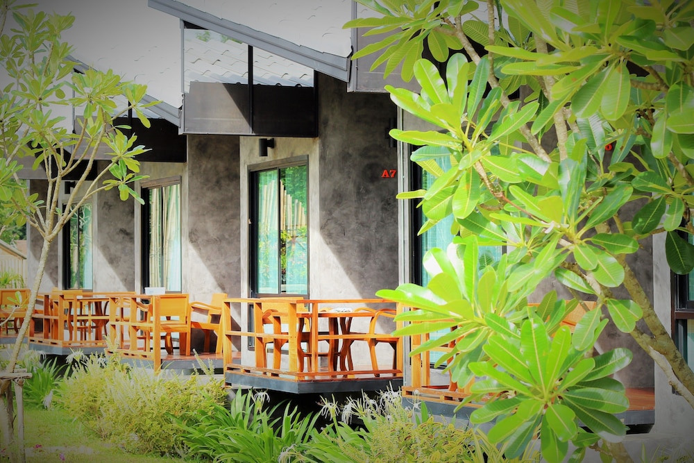 Family House Zen Boutique Resort 8/28