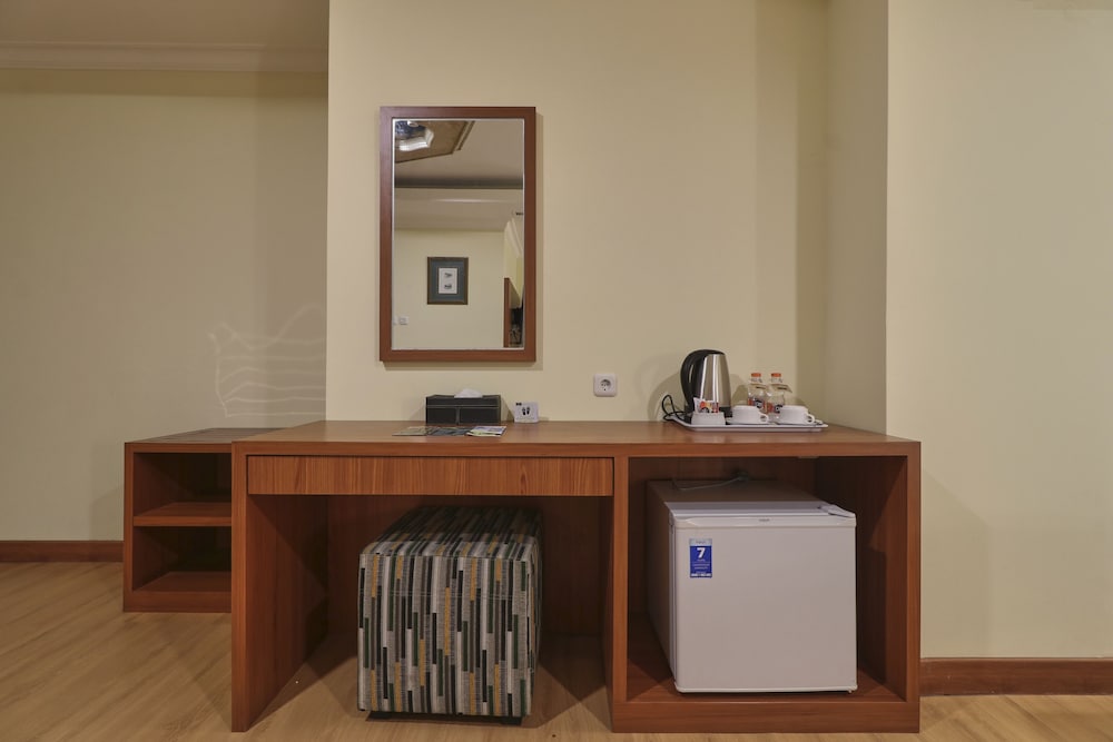 Coin S Hotel 87/96