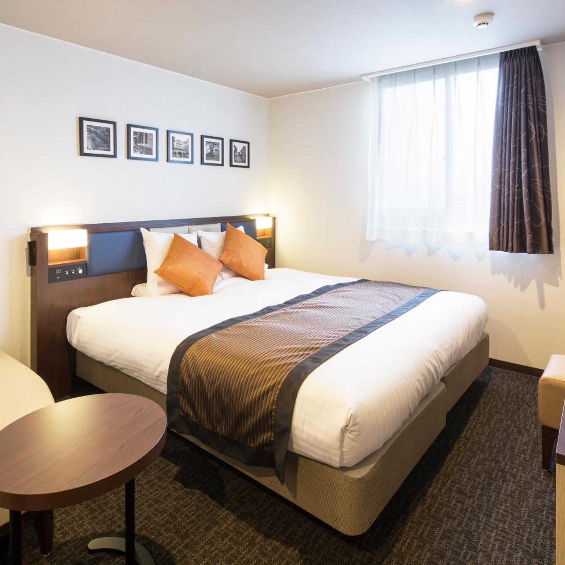 Standard, King Bed