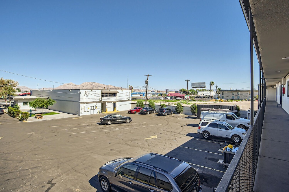 Motel6 Las Vegas, NV - Downtown Fremont St 27/31