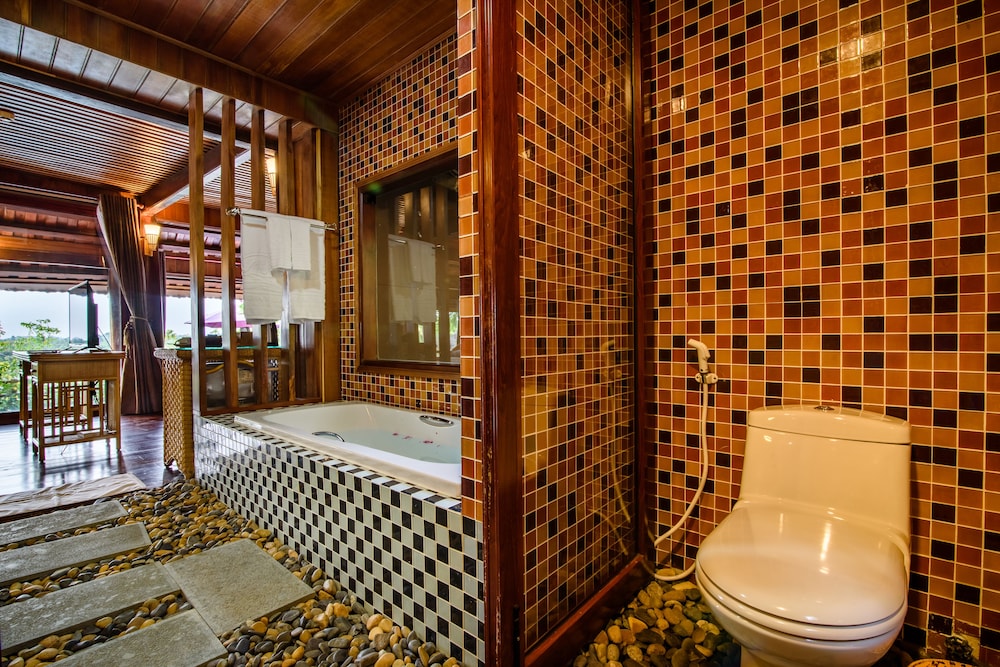 Sankofa Village Hill Resort And Spa 36/41