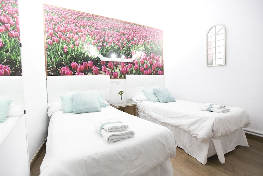 HOSTAL LA BAÑEZANA 26/33