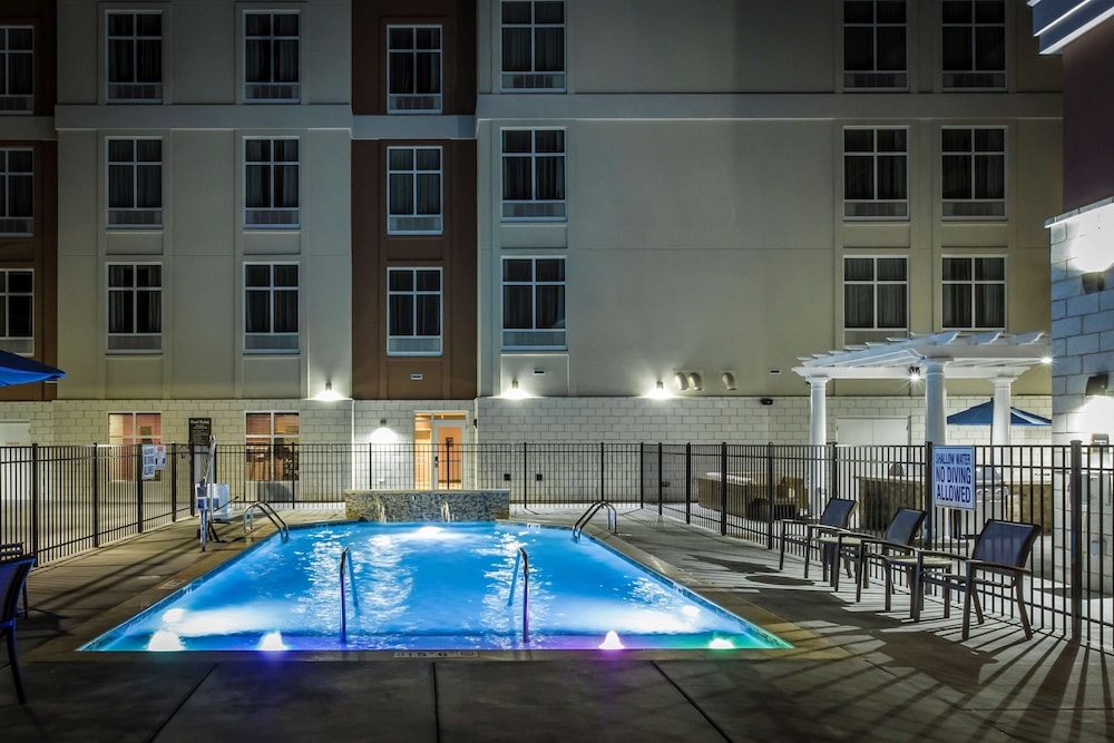 Homewood Suites by Hilton Charlotte Ballantyne, NC in CHARLOTTE - NC