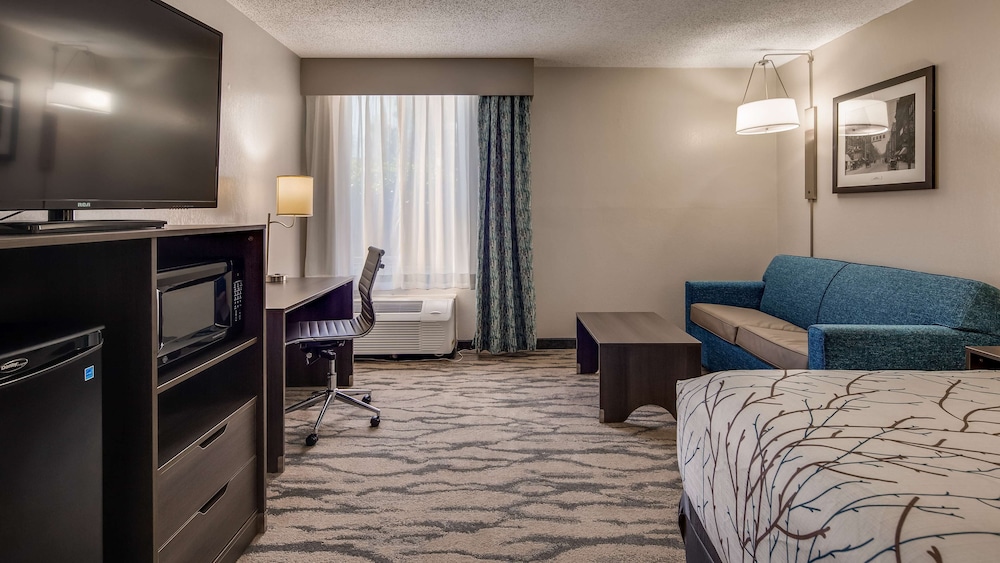 Best Western Plus Knoxville Cedar Bluff 31/42