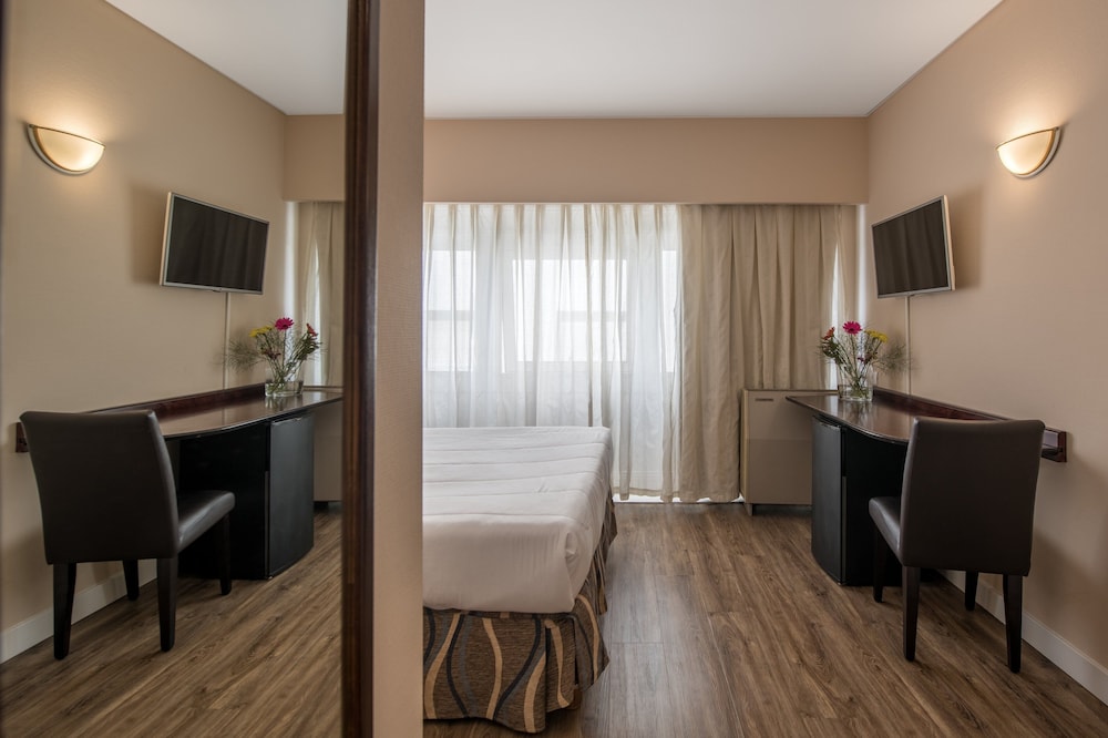 Exe Hotel Colon 54/76