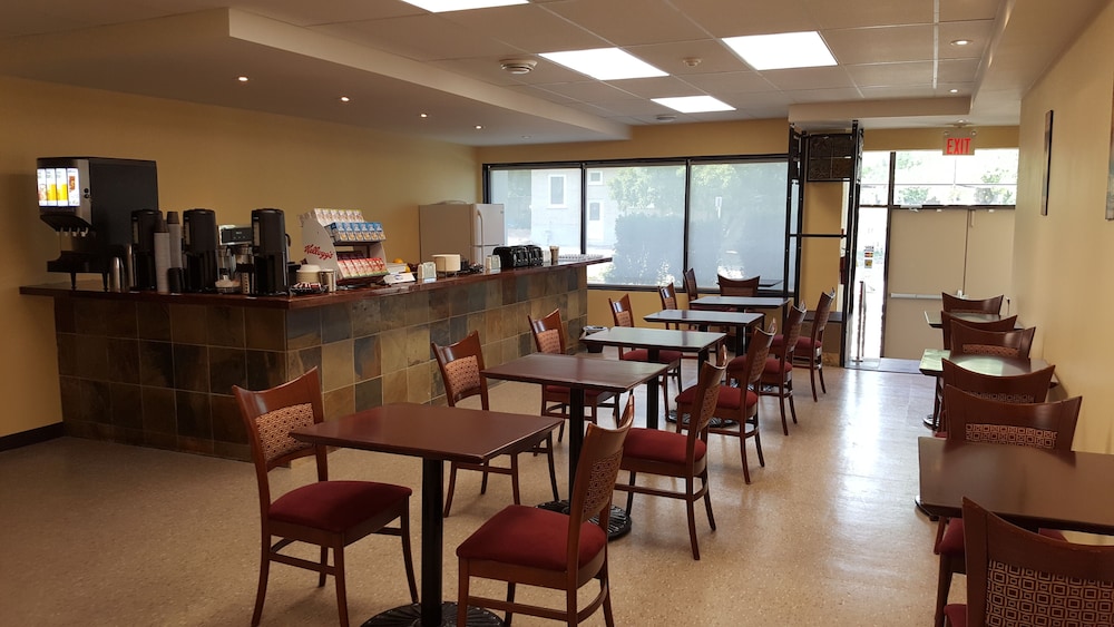 River Rapids Inn 47/57