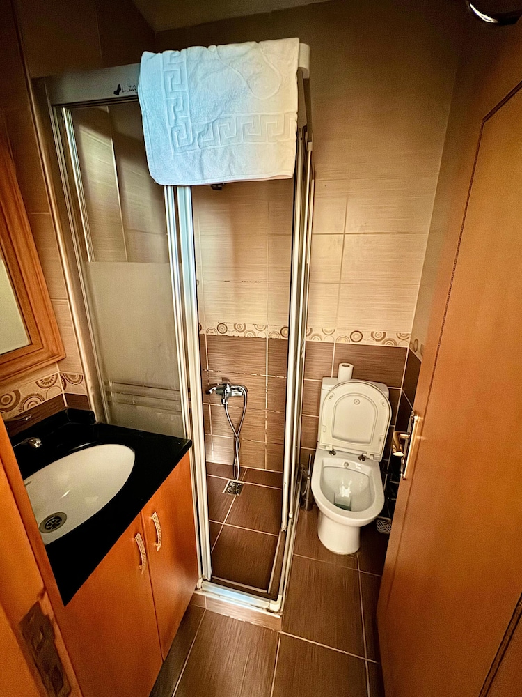 Grand Papirus Hotel 42/43