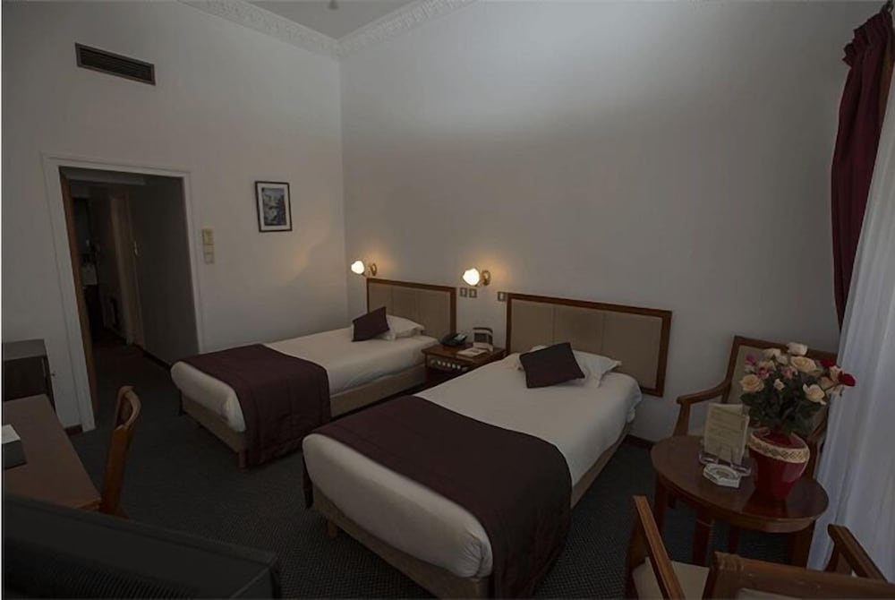 Hotel el Djazair 37/68