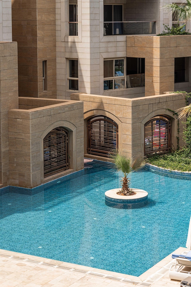 Kempinski Summerland Hotel & Resort Beirut 7/65