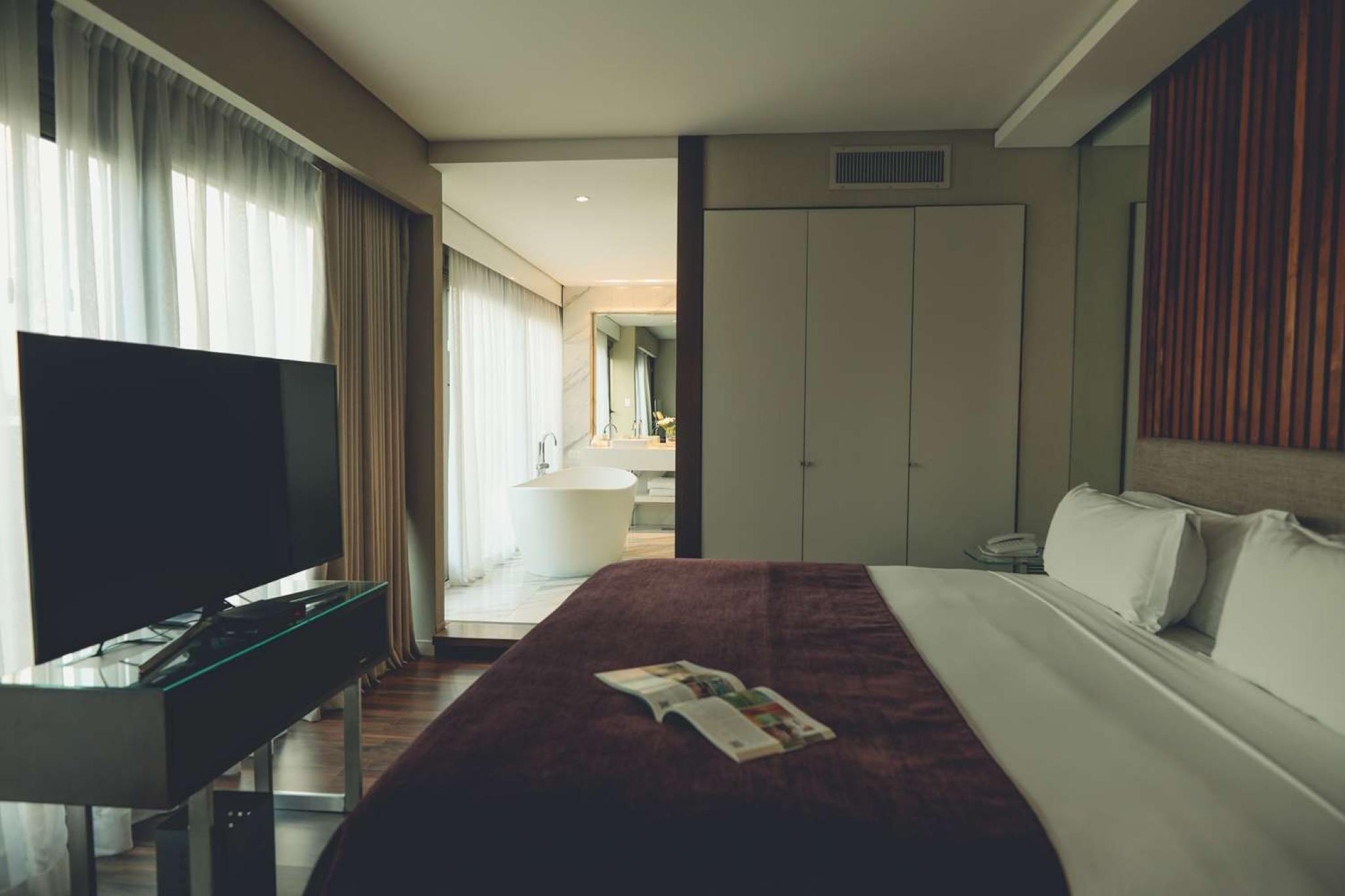 Corner Double Room
