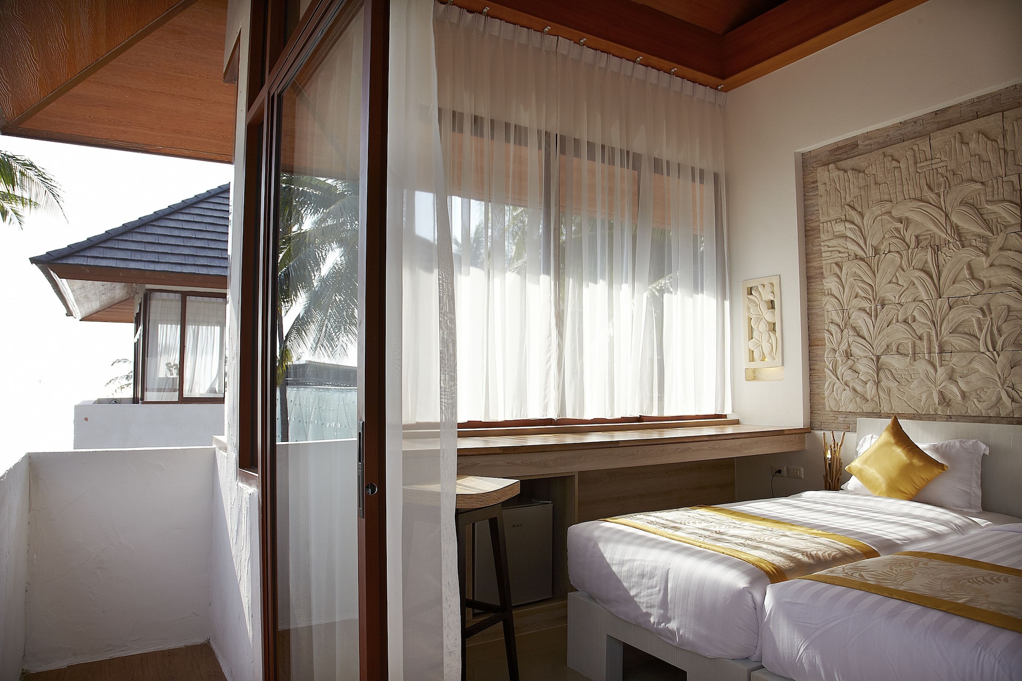 GRAND, VILLA