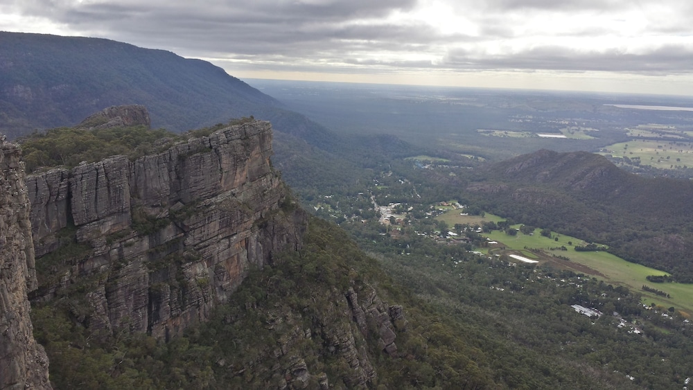 Halls Gap Caravan and Tourist Park 43/49