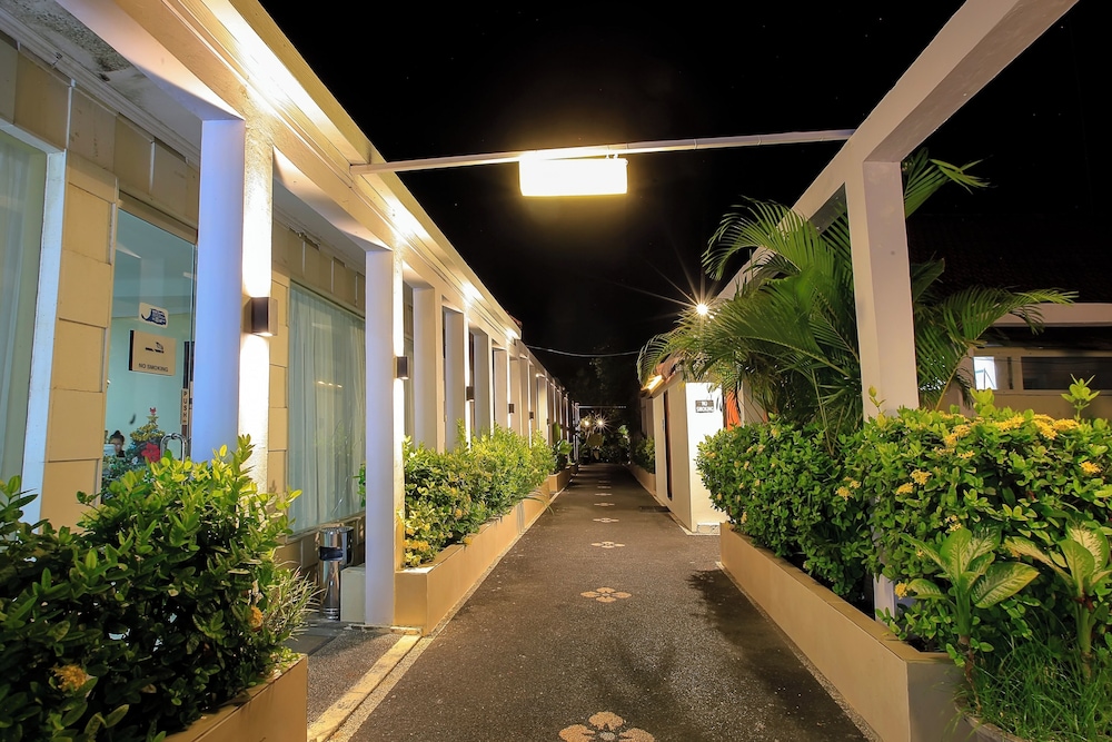 Lavender Villa And Spa 36/40