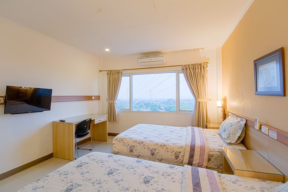 SUPERIOR, TWIN BEDS