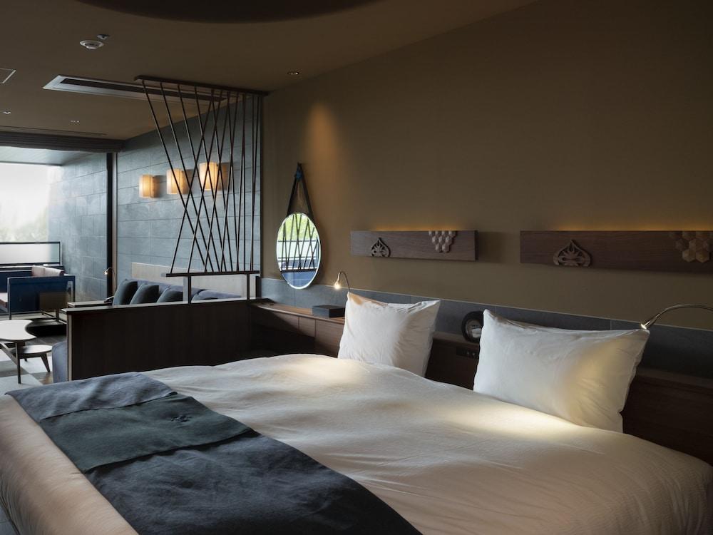 Resort, Suite, Futon Bed, Twin Beds