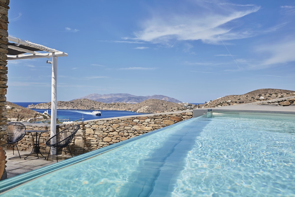 Liostasi Hotel And Suites 38/50