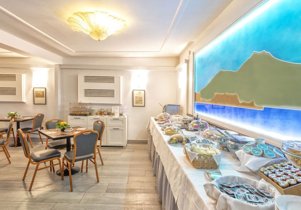 Hotel Palazzo Turchini 53/77