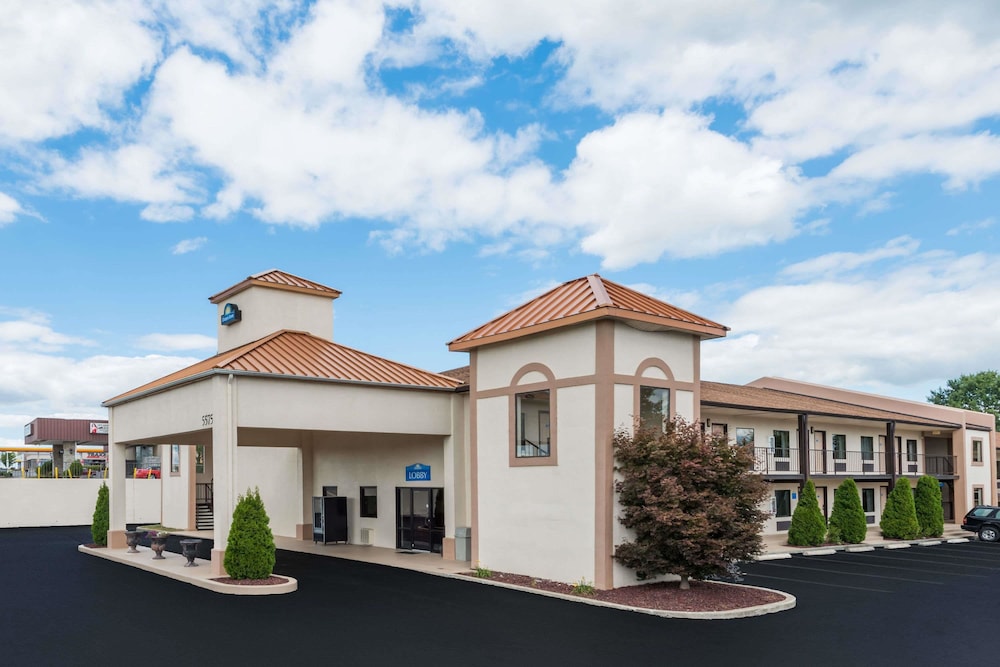 Days Inn by Wyndham Lexington Southeast 1/19