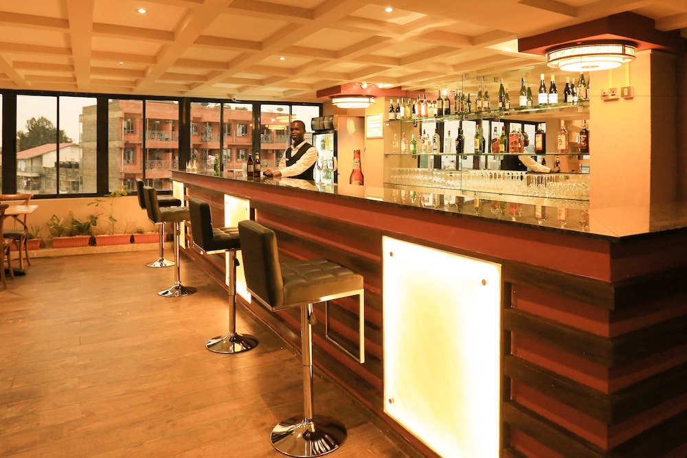Lotos Inn Suites 55/70