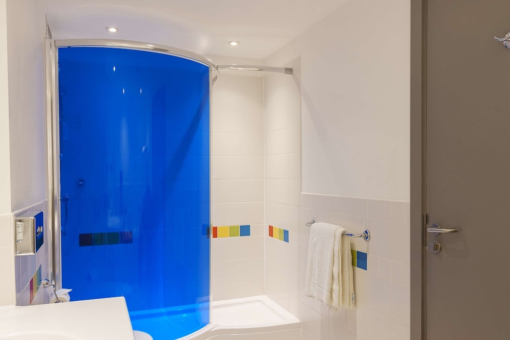 Radisson Hotel Manchester City Centre, A Verified Net Zero Hotel 27/91