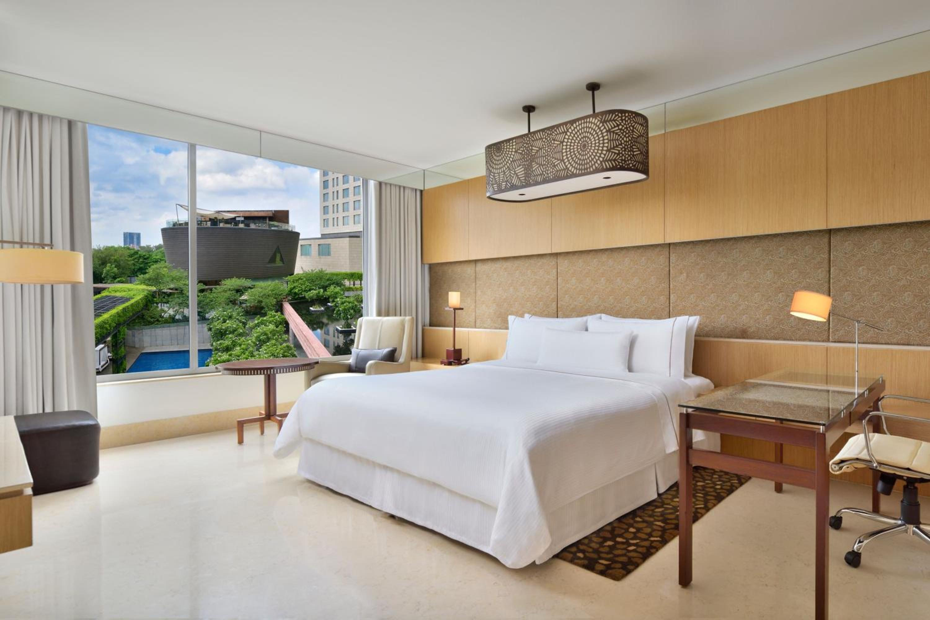 Premium, King Bed, Pool View