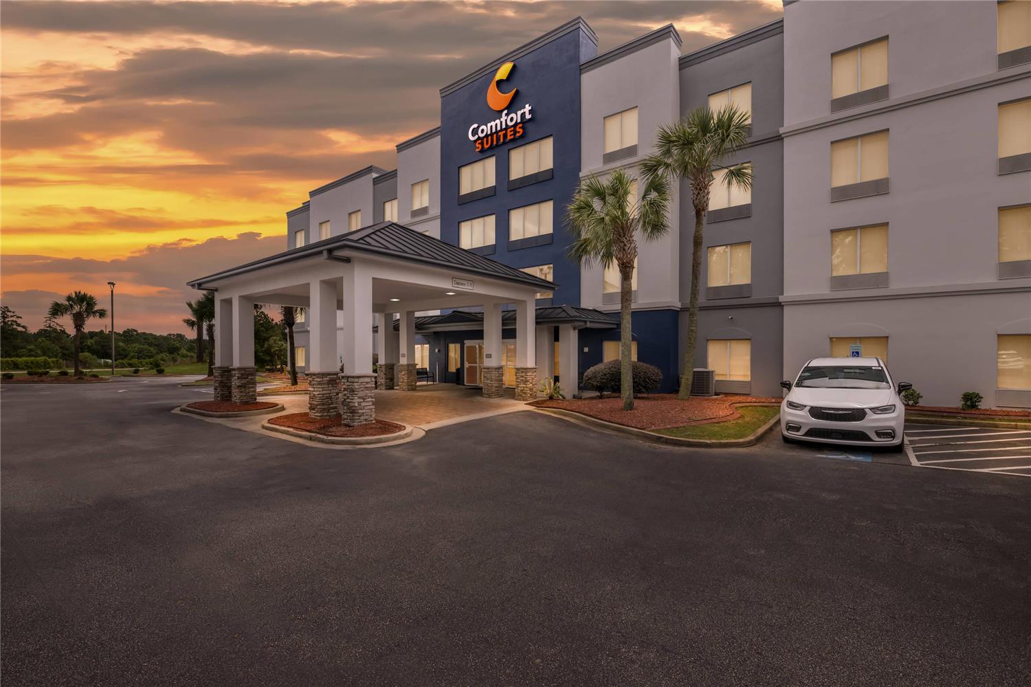 Comfort Suites Suites Columbia at Harbison 15/17