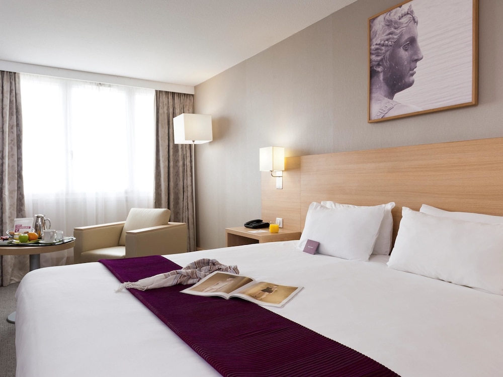 Mercure Paris Velizy 25/74