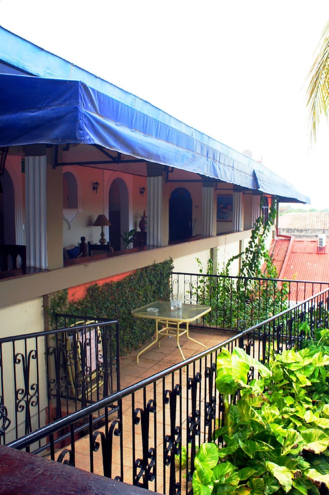 Hotel Los Balcones Leon 1/48