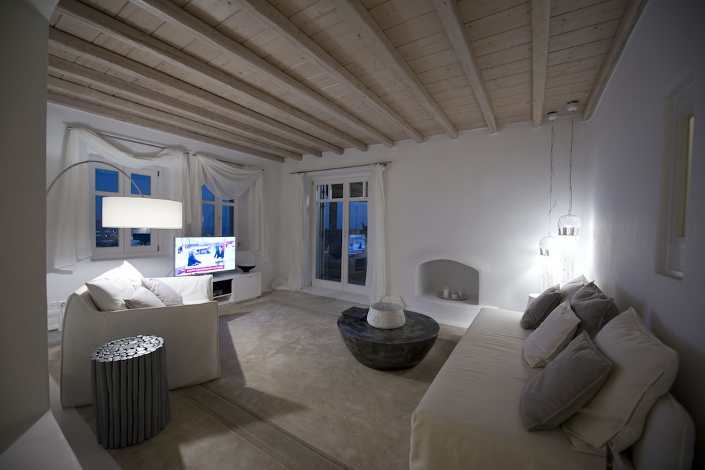 Villa Azurite 10/18