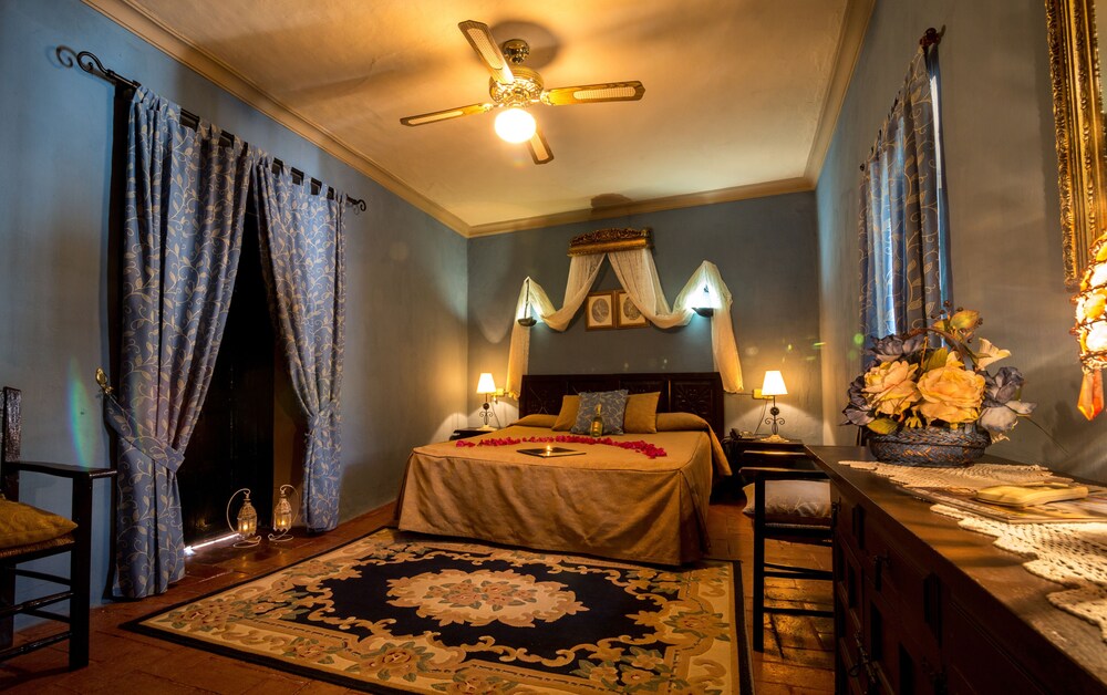 Hacienda El Santiscal - Adults Only 29/44