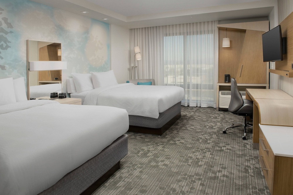 Courtyard by Marriott Portland East 10/48