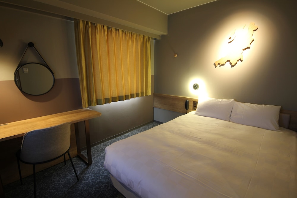 Room, Double Bed, Electronic Cigarette Only