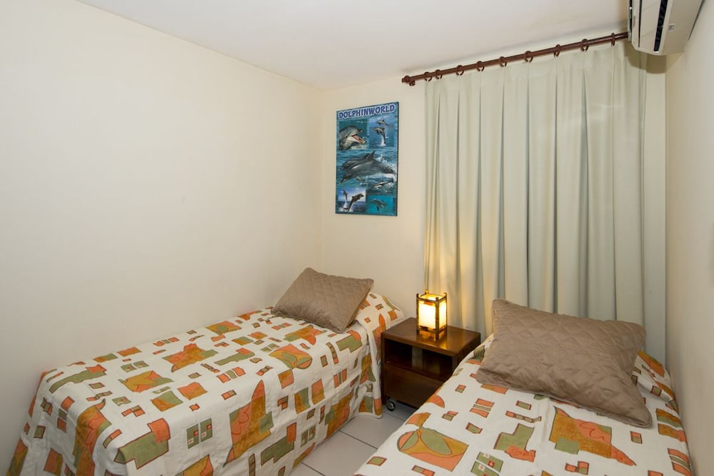 Blue Marlin Apartments 6/22