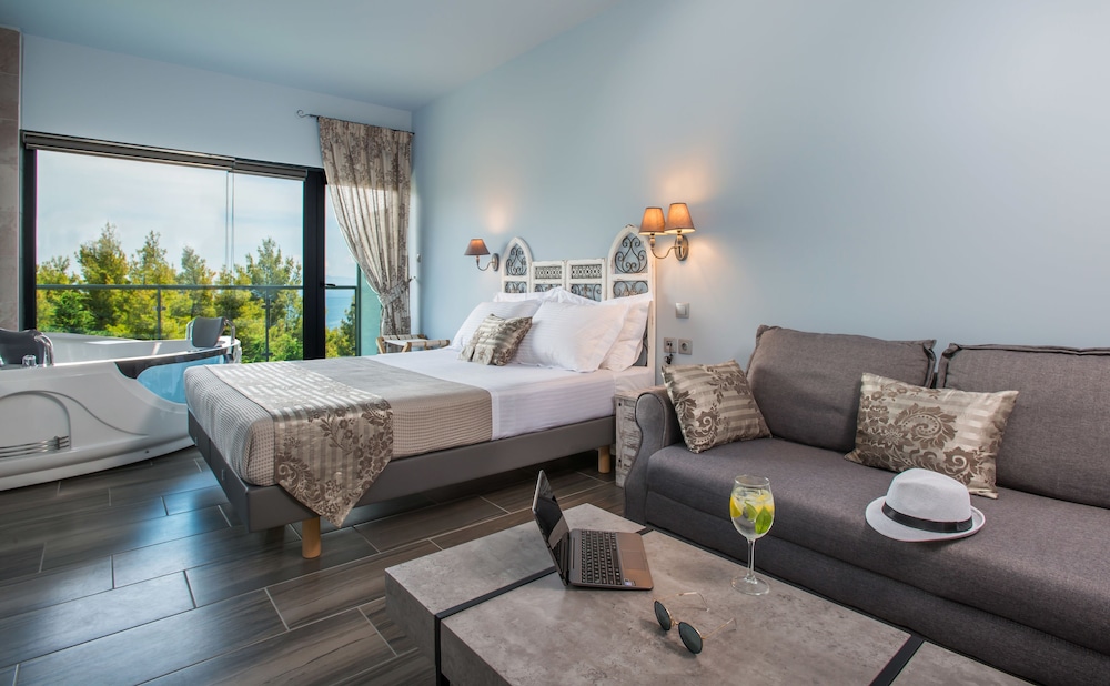 Mirabilia Boutique Hotel 33/86