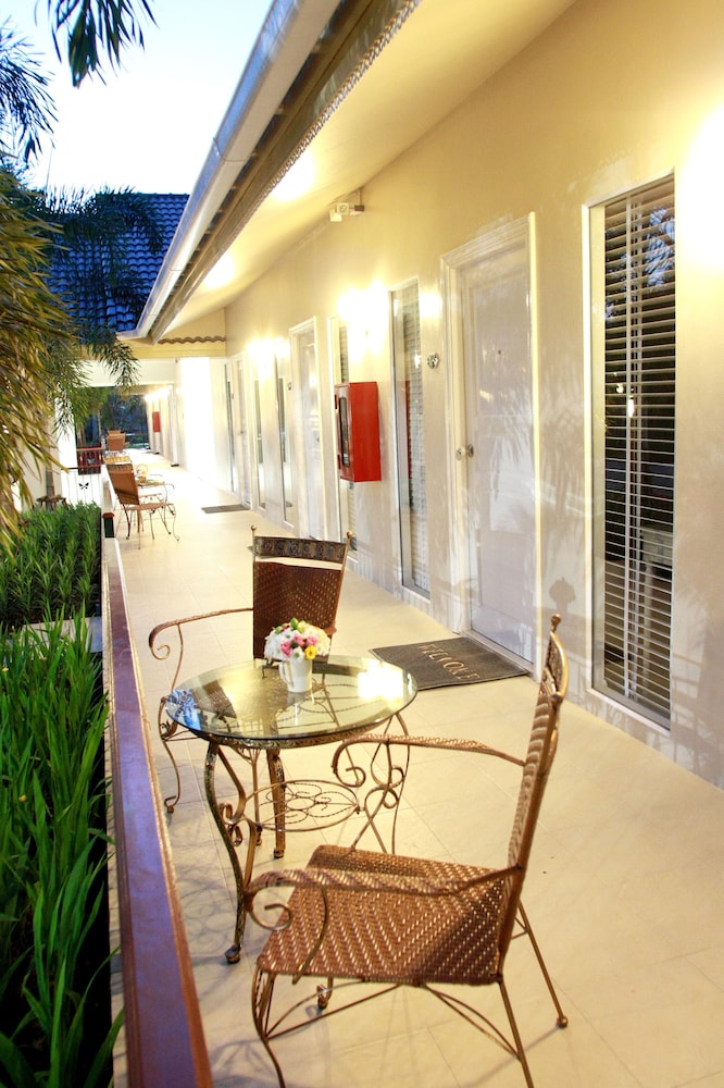 Amarin Resort Chiang Rai 9/72