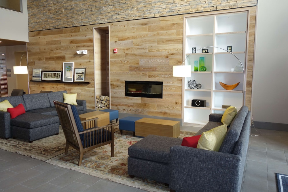 Country Inn & Suites by Radisson Lawrence KS 24/38